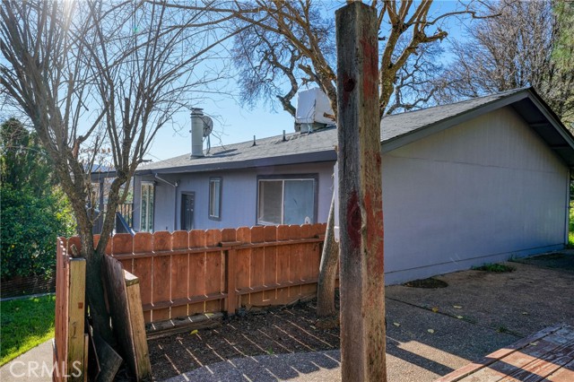 12410 Lakeview Drive, Clearlake Oaks