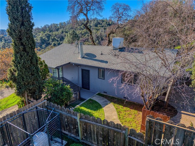 12410 Lakeview Drive, Clearlake Oaks