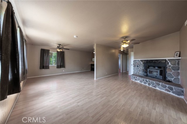 12410 Lakeview Drive, Clearlake Oaks