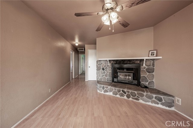 12410 Lakeview Drive, Clearlake Oaks