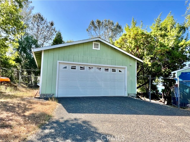 10431 Edgewater Drive, Kelseyville