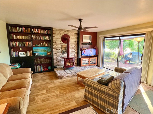 10431 Edgewater Drive, Kelseyville