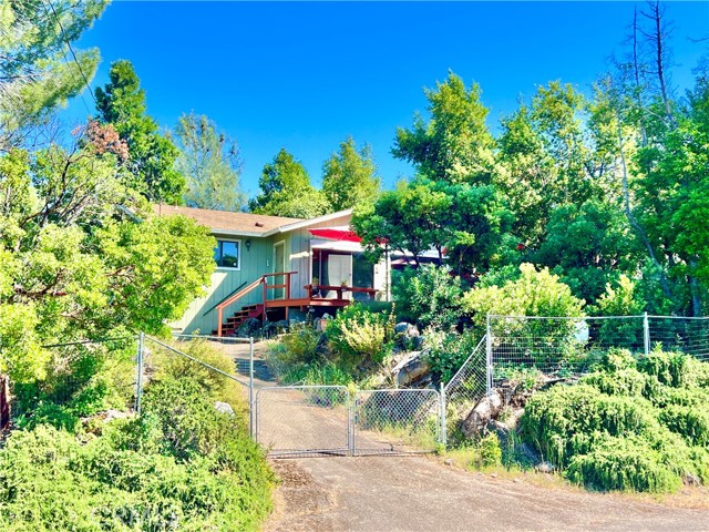 10431 Edgewater Drive, Kelseyville