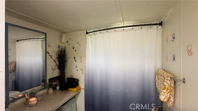 4532 Pine Street, Lucerne