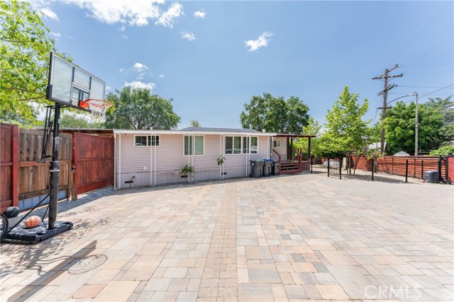 4532 Pine Street, Lucerne