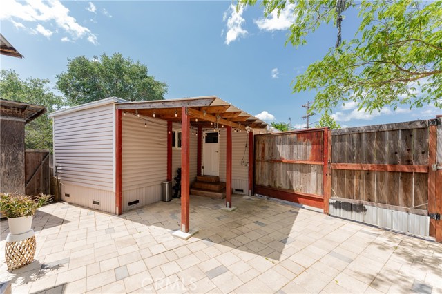 4532 Pine Street, Lucerne