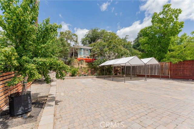 4532 Pine Street, Lucerne