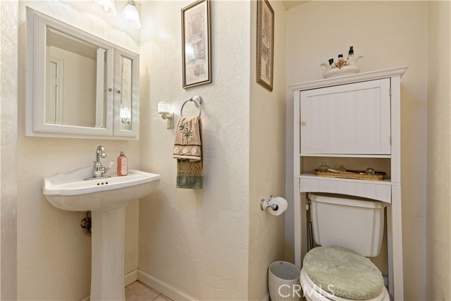 10311 Redwood Road, Loch Lomond