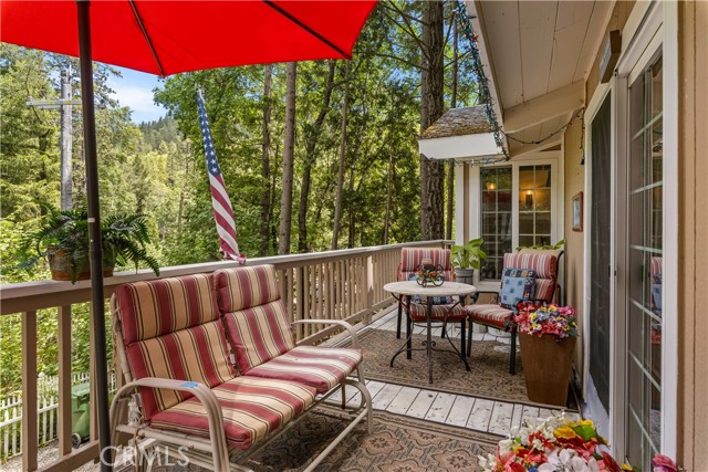 10311 Redwood Road, Loch Lomond