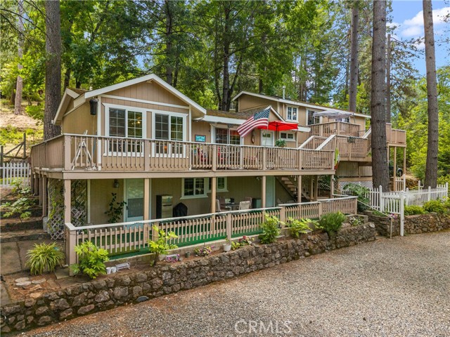 10311 Redwood Road, Loch Lomond