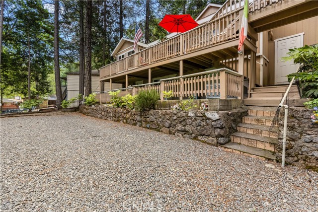 10311 Redwood Road, Loch Lomond