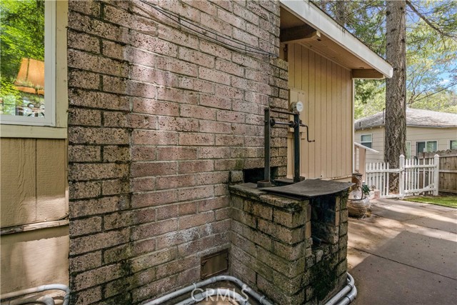 10311 Redwood Road, Loch Lomond