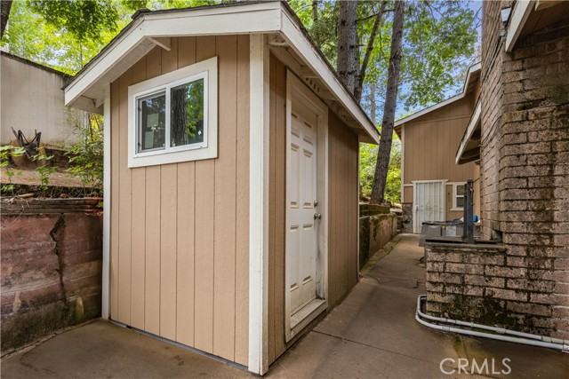 10311 Redwood Road, Loch Lomond