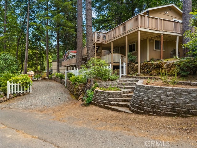 10311 Redwood Road, Loch Lomond