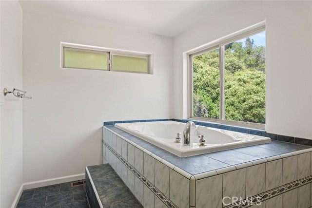 9030 State Highway 175, Kelseyville