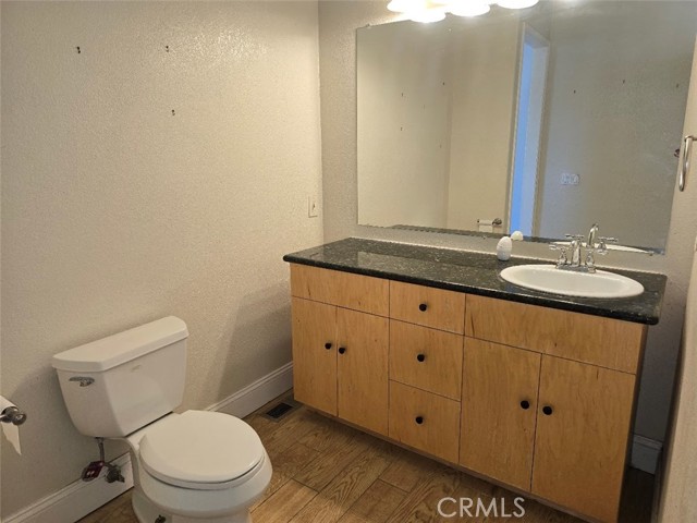 2723 Apache Trail, Clearlake Oaks