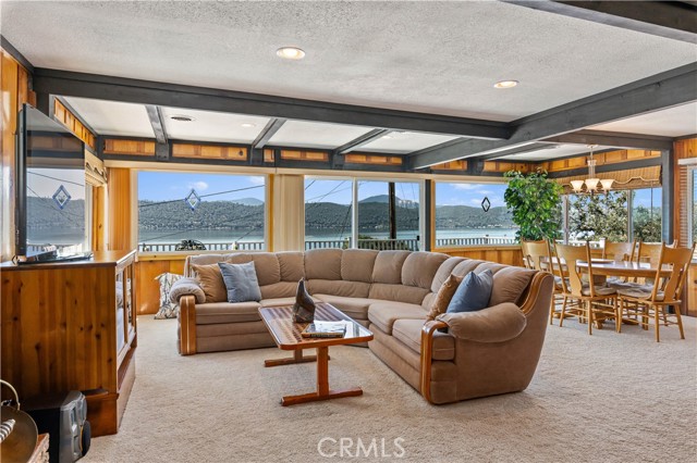 13041 San Joaquin Avenue, Clearlake