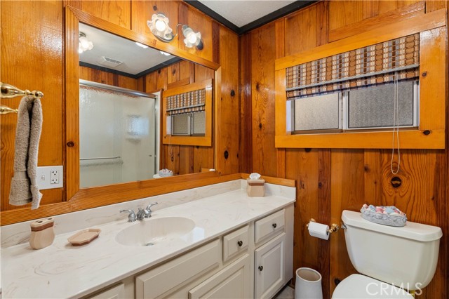 13041 San Joaquin Avenue, Clearlake