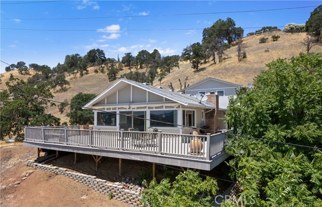 13041 San Joaquin Avenue, Clearlake