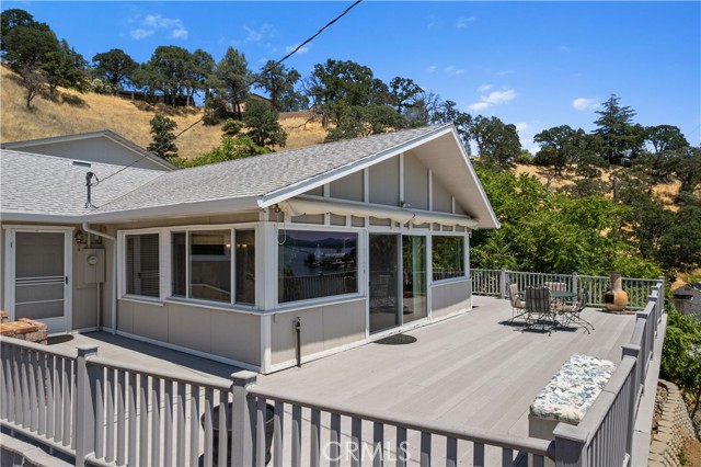 13041 San Joaquin Avenue, Clearlake