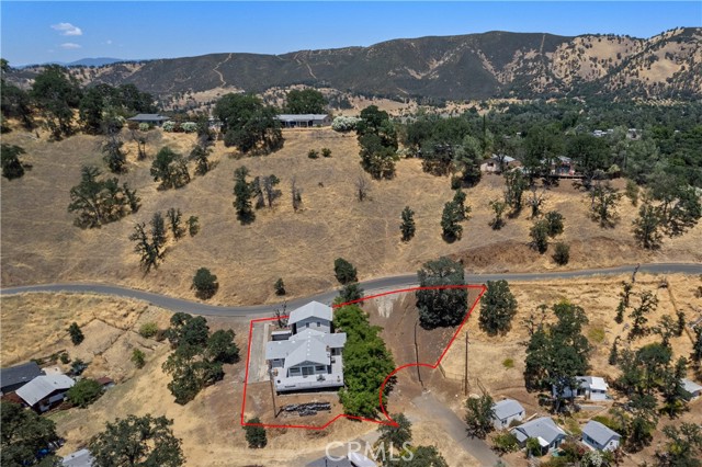 13041 San Joaquin Avenue, Clearlake