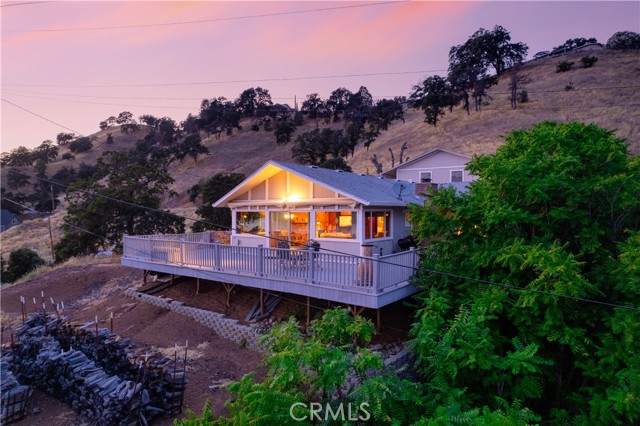 13041 San Joaquin Avenue, Clearlake