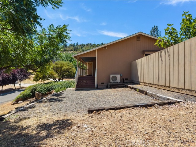 9802 Sequoia Road, Kelseyville