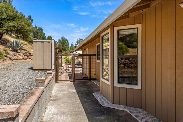 9802 Sequoia Road, Kelseyville