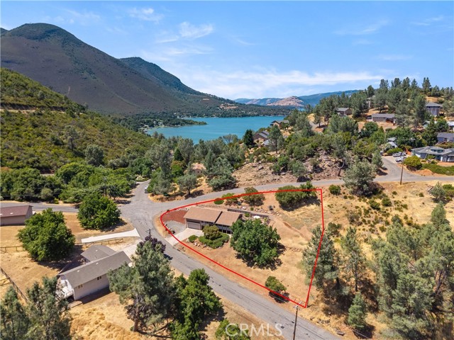 9802 Sequoia Road, Kelseyville