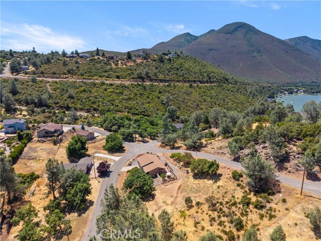 9802 Sequoia Road, Kelseyville