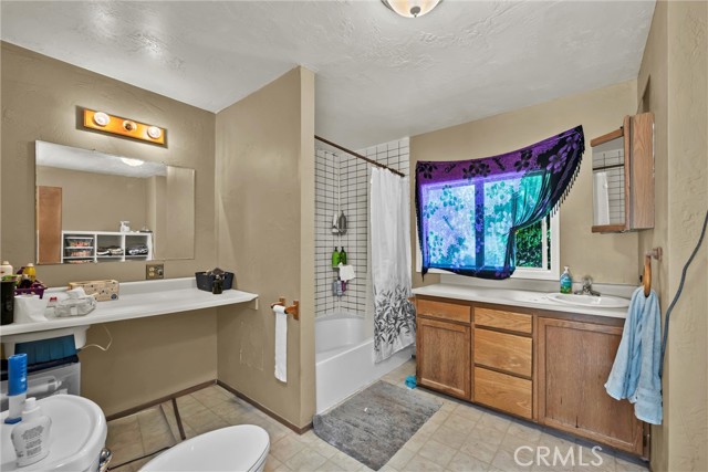 1025 Armstrong Street, Lakeport