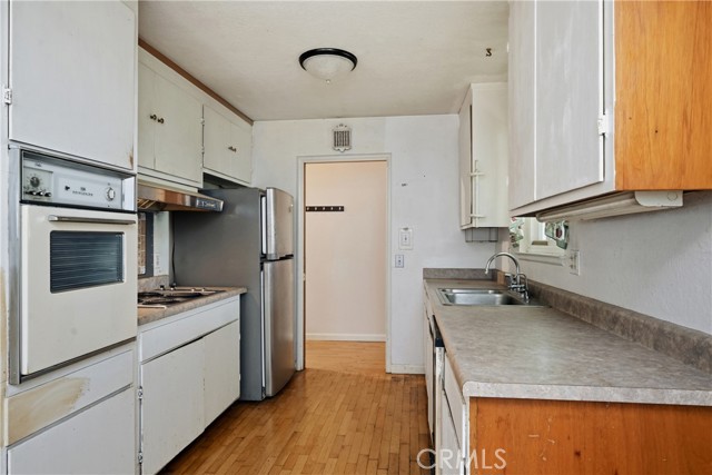 15050 Lakeview Way, Clearlake