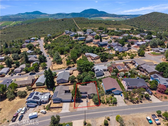 10325 Fairway Drive, Kelseyville