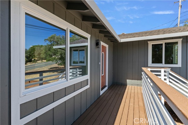 10325 Fairway Drive, Kelseyville