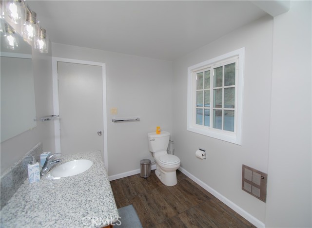 11802 E Highway 20, Clearlake Oaks