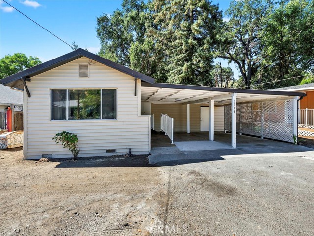 5820 Grove St., Lucerne