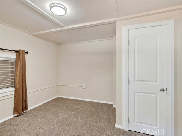 5820 Grove St., Lucerne