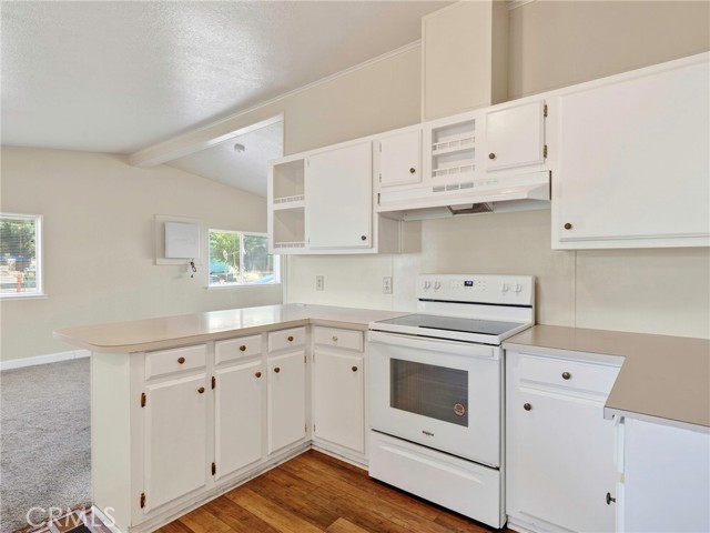 5820 Grove St., Lucerne