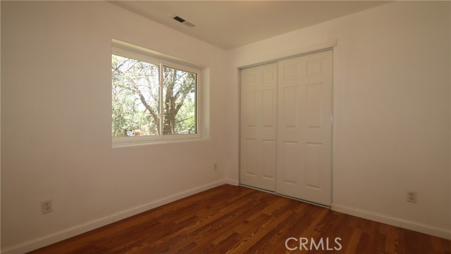 4744 W 40th Street, Clearlake