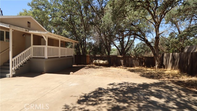 4744 W 40th Street, Clearlake