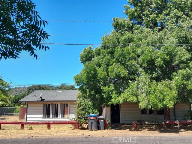6135 Ridgeview Drive, Clearlake