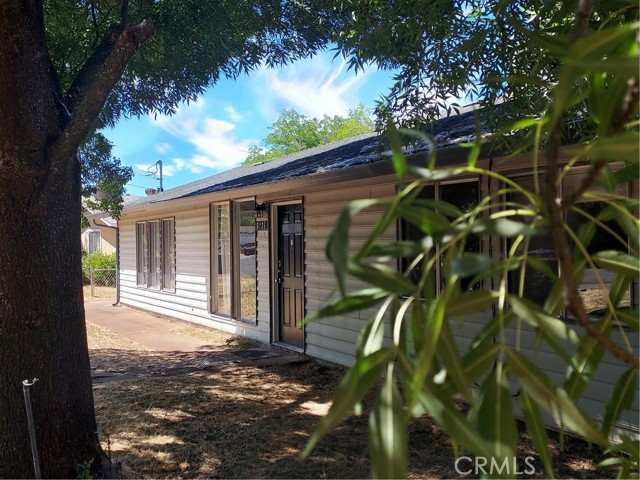 6135 Ridgeview Drive, Clearlake