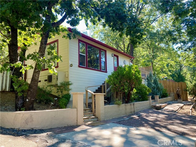 10787 Foothill Road, Loch Lomond