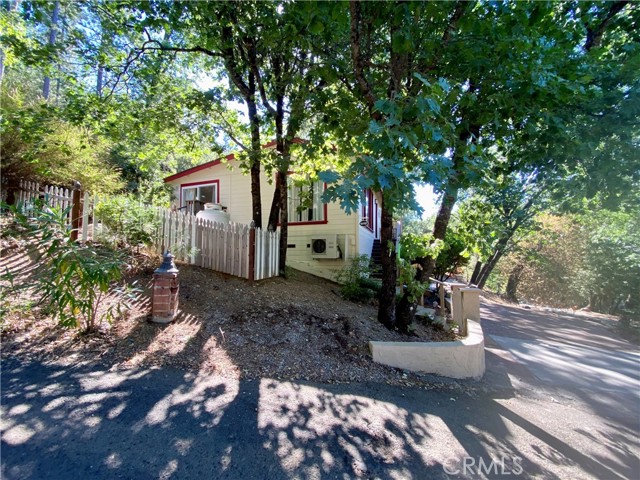 10787 Foothill Road, Loch Lomond