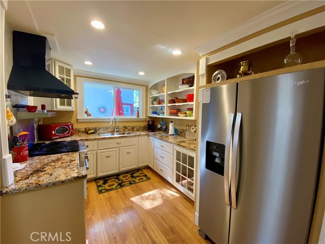 10787 Foothill Road, Loch Lomond