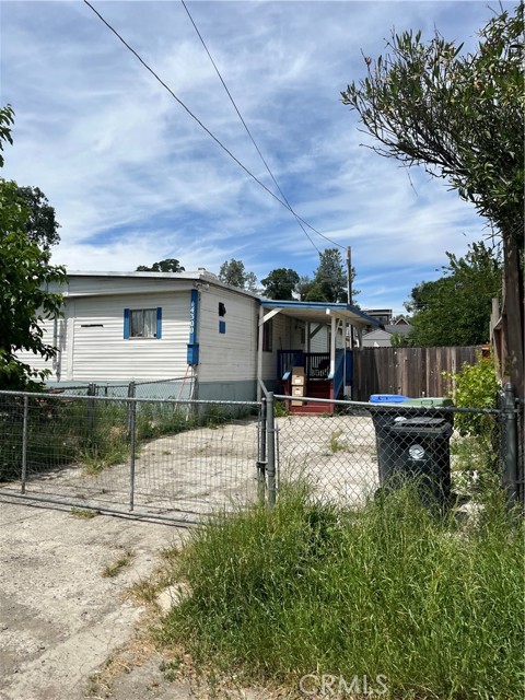 14300 Robinson Avenue, Clearlake