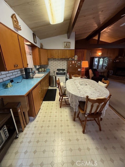 16339 Big Fir Lane, Cobb