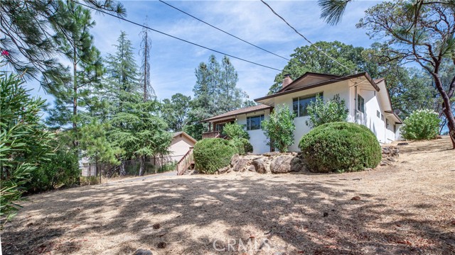 17372 Meadow View Drive, Hidden Valley Lake