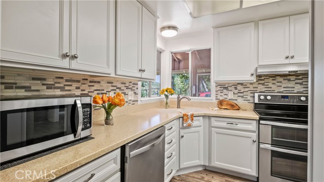 17372 Meadow View Drive, Hidden Valley Lake