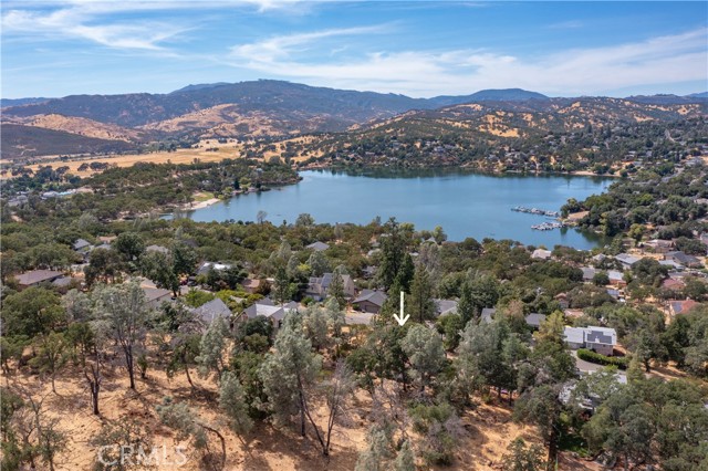 17372 Meadow View Drive, Hidden Valley Lake